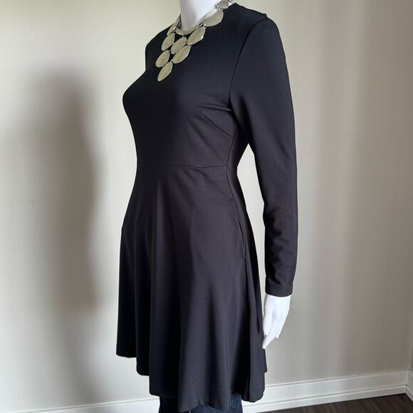 Uniqlo Black Long Sleeve Fitted Tea Length Dress With Pockets - Picture 4 of 7